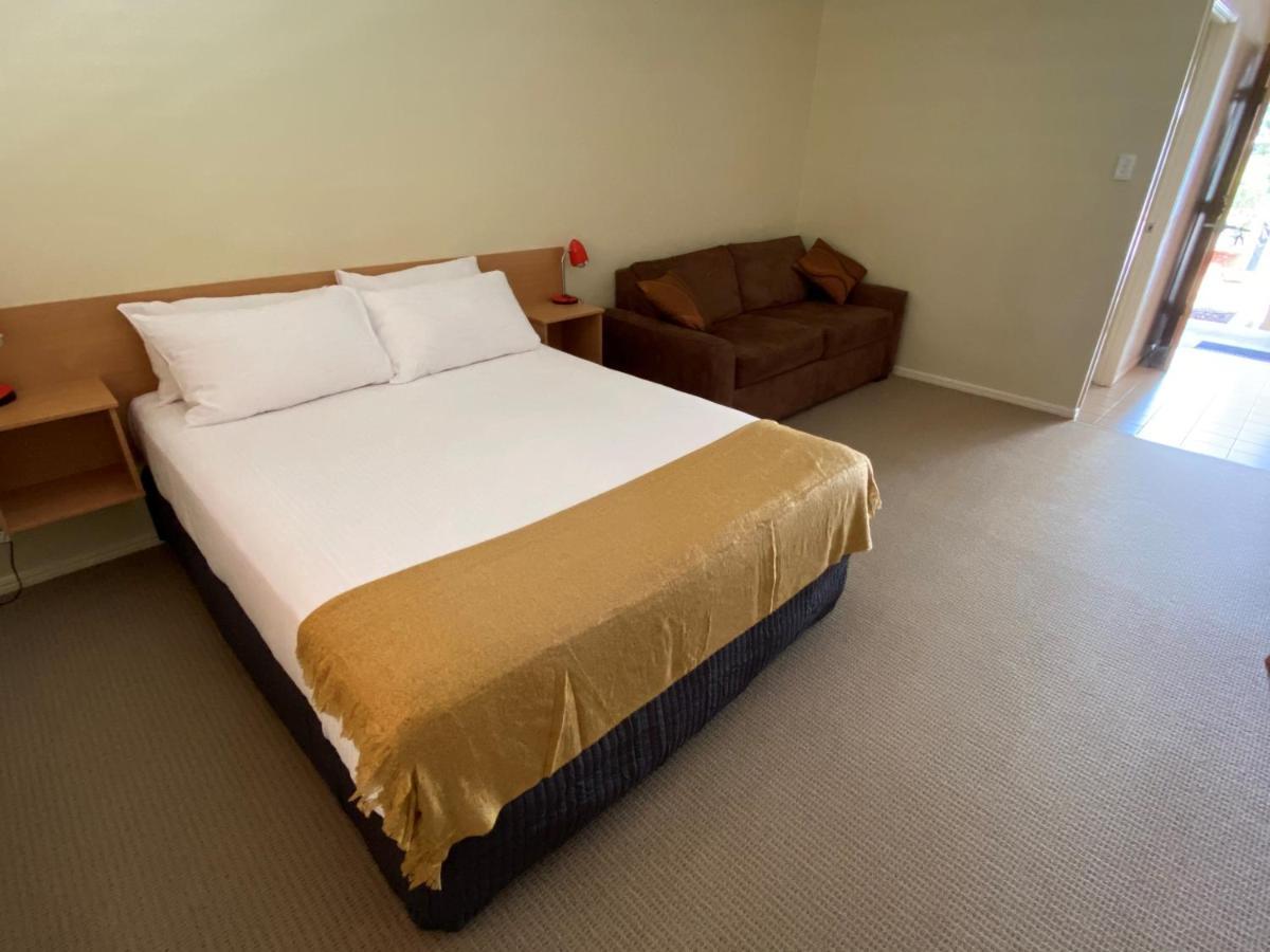 Country Roads Motor Inn Gayndah Εξωτερικό φωτογραφία