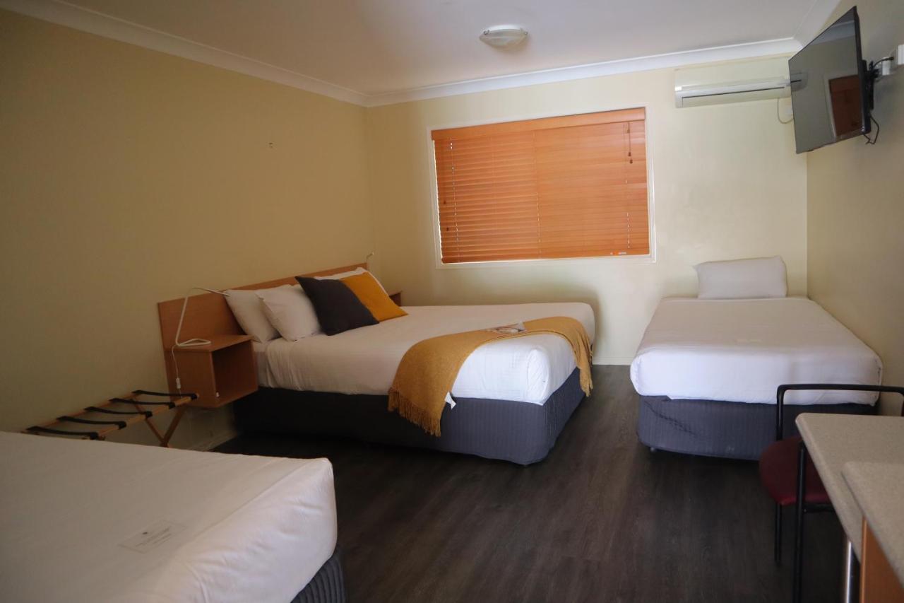 Country Roads Motor Inn Gayndah Εξωτερικό φωτογραφία